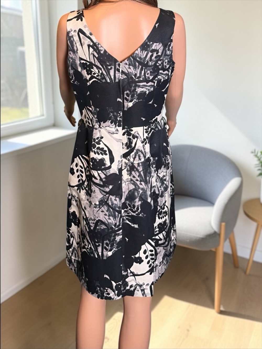 Ann Taylor Petite 8P Black White Floral Sheath Dress Cotton Silk - Picture 9 of 10